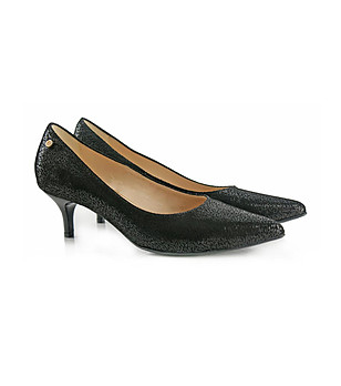 Черни кожени дамски обувки на ток Gala снимка
